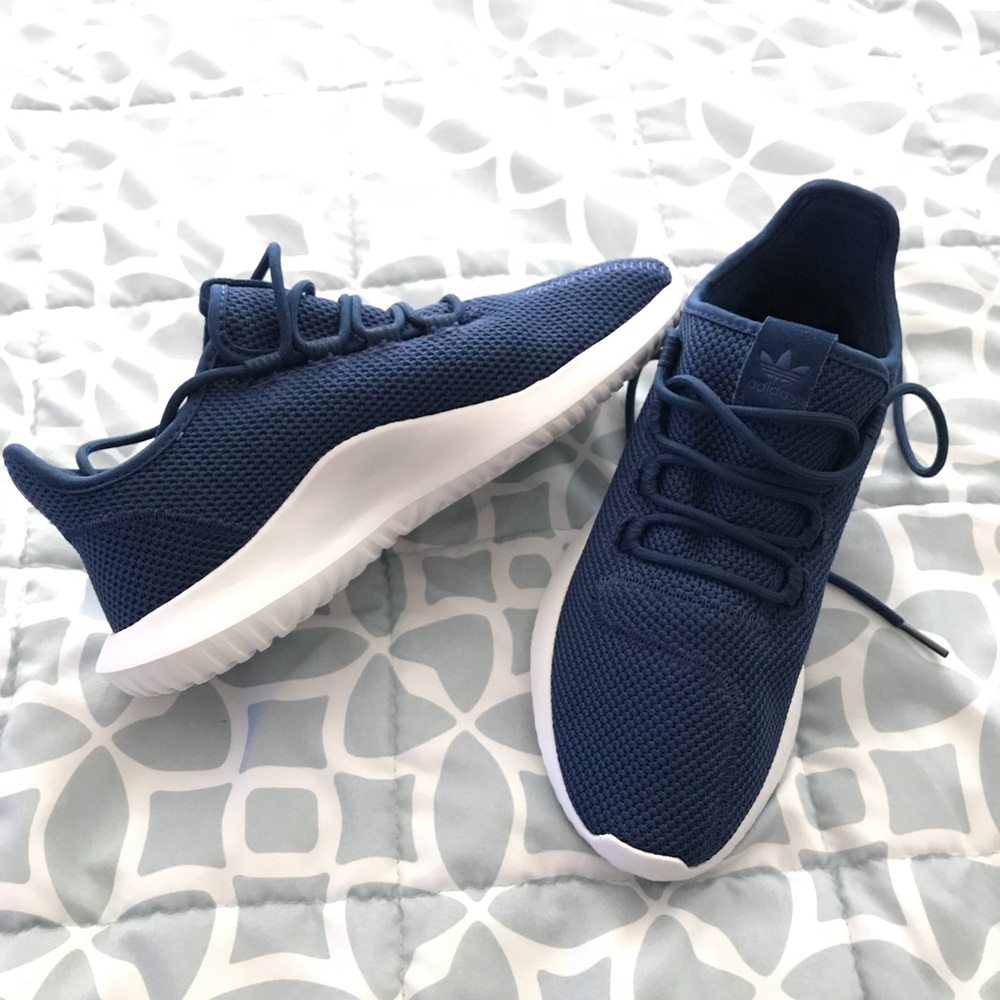 🚨 FLASH SALE Adidas Tubulars NWT🚨